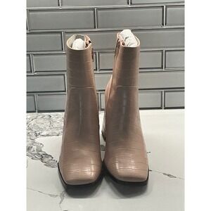 LISA VICKY CRAZE V Blush Croc PU Block Heel Ankle Boots Women Size 7.5